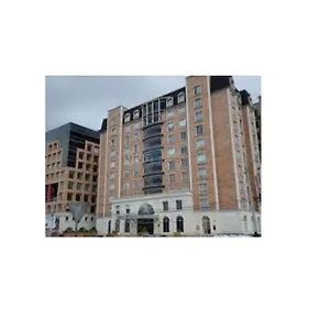 Edificio Parque Real Habitación Con Baño Privado Quito